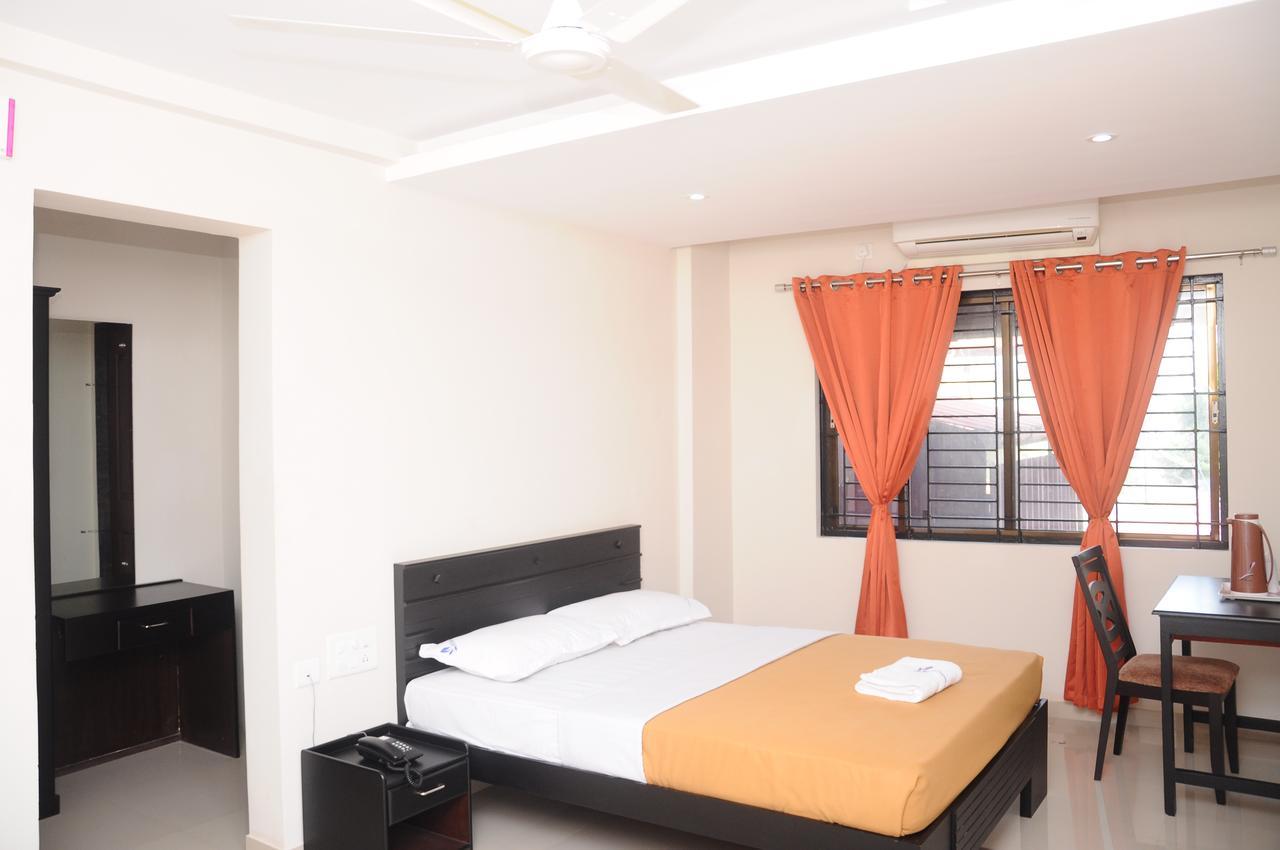 Riva Residency Hotel Palakkad Kültér fotó